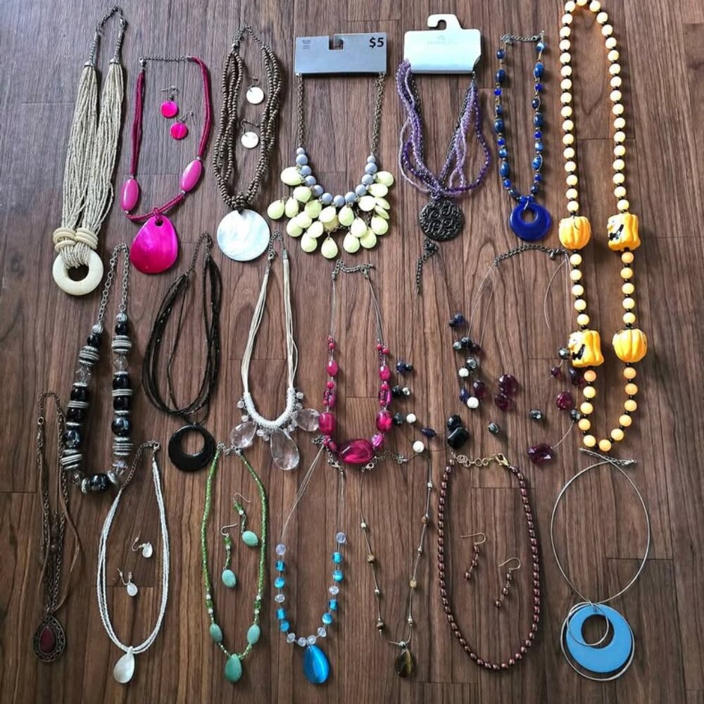 Colorful Beaded Necklace Earring Lot of Maurices, Rue21, Minicci, No Boundaries